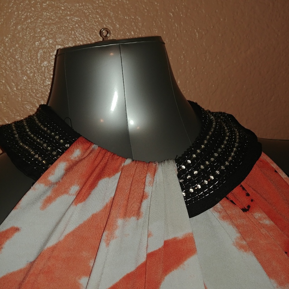 Sleeveless Print Top - Picture 2 of 4